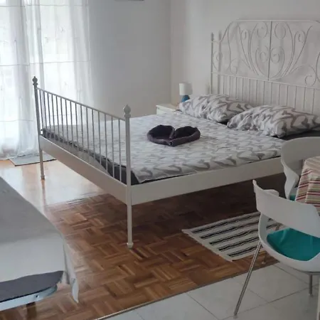 Birdhouse App No3&no4 Daire *